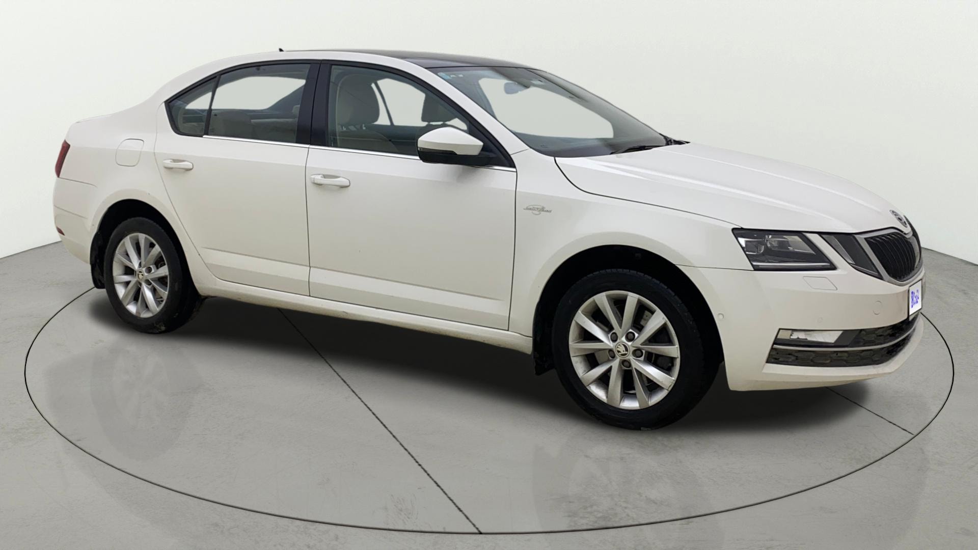 View 2019 Skoda Octavia 1.8 Style Plus TSI AT Image 14 Used 2019 Skoda Octavia 1.8 Style Plus TSI AT Image 14