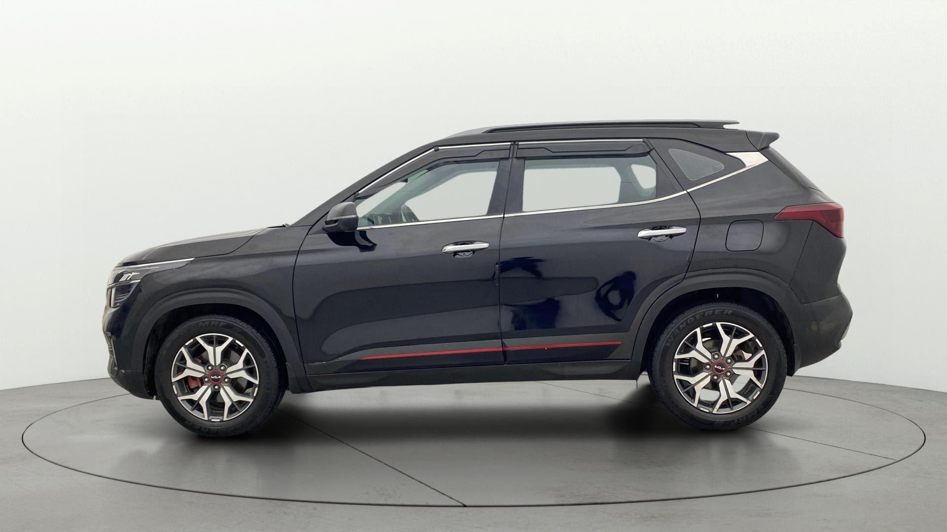 View 2022 Kia Seltos GTX Plus AT Diesel Image 6 Used 2022 Kia Seltos GTX Plus AT Diesel Image 6