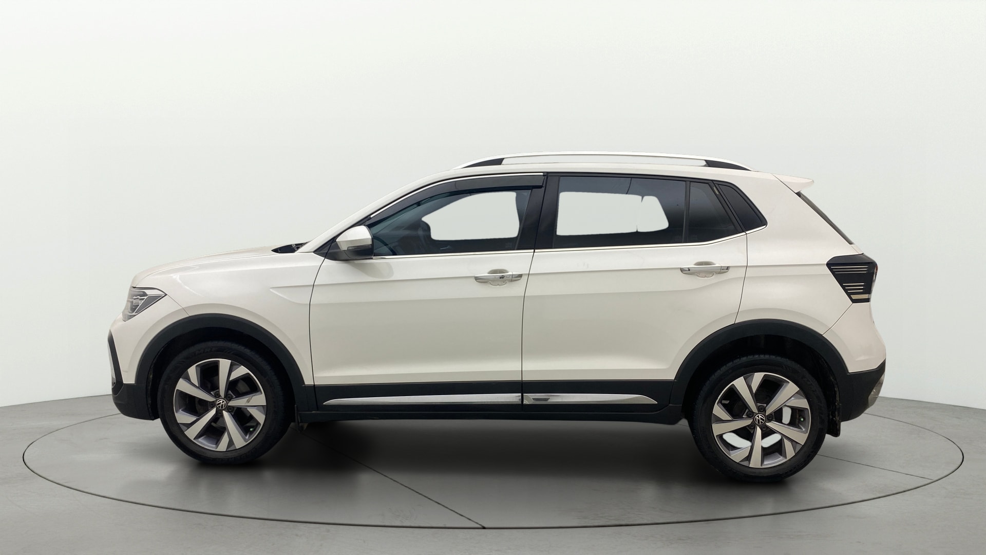 Used 2023 Volkswagen Taigun Used 2023 Volkswagen Taigun