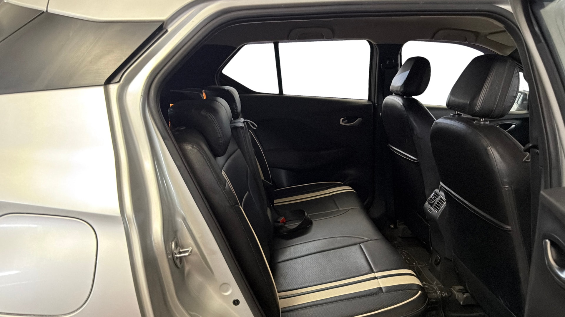 View 2022 Nissan Kicks XV Petrol BS IV Image 29 Used 2022 Nissan Kicks XV Petrol BS IV Image 29