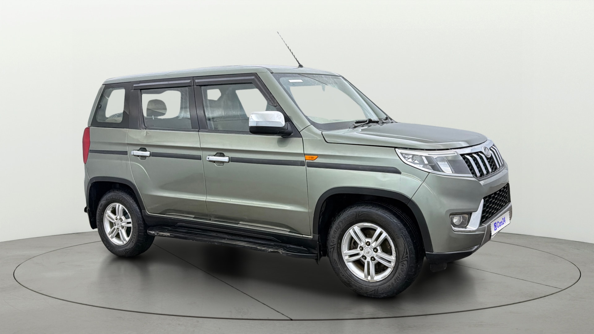 View 2022 Mahindra Bolero Neo N10 (R) Image 15 Used 2022 Mahindra Bolero Neo N10 (R) Image 15