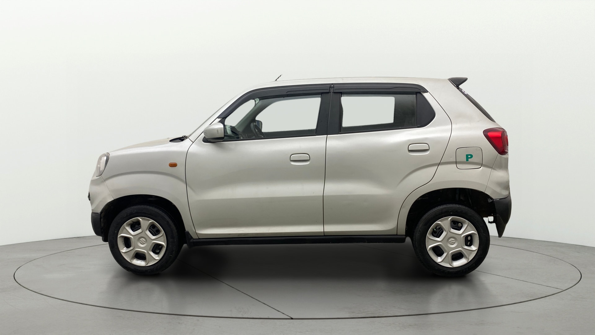 View 2023 Maruti Suzuki 1000 Base Variant Image 26 Used 2023 Maruti Suzuki 1000 Base Variant Image 26