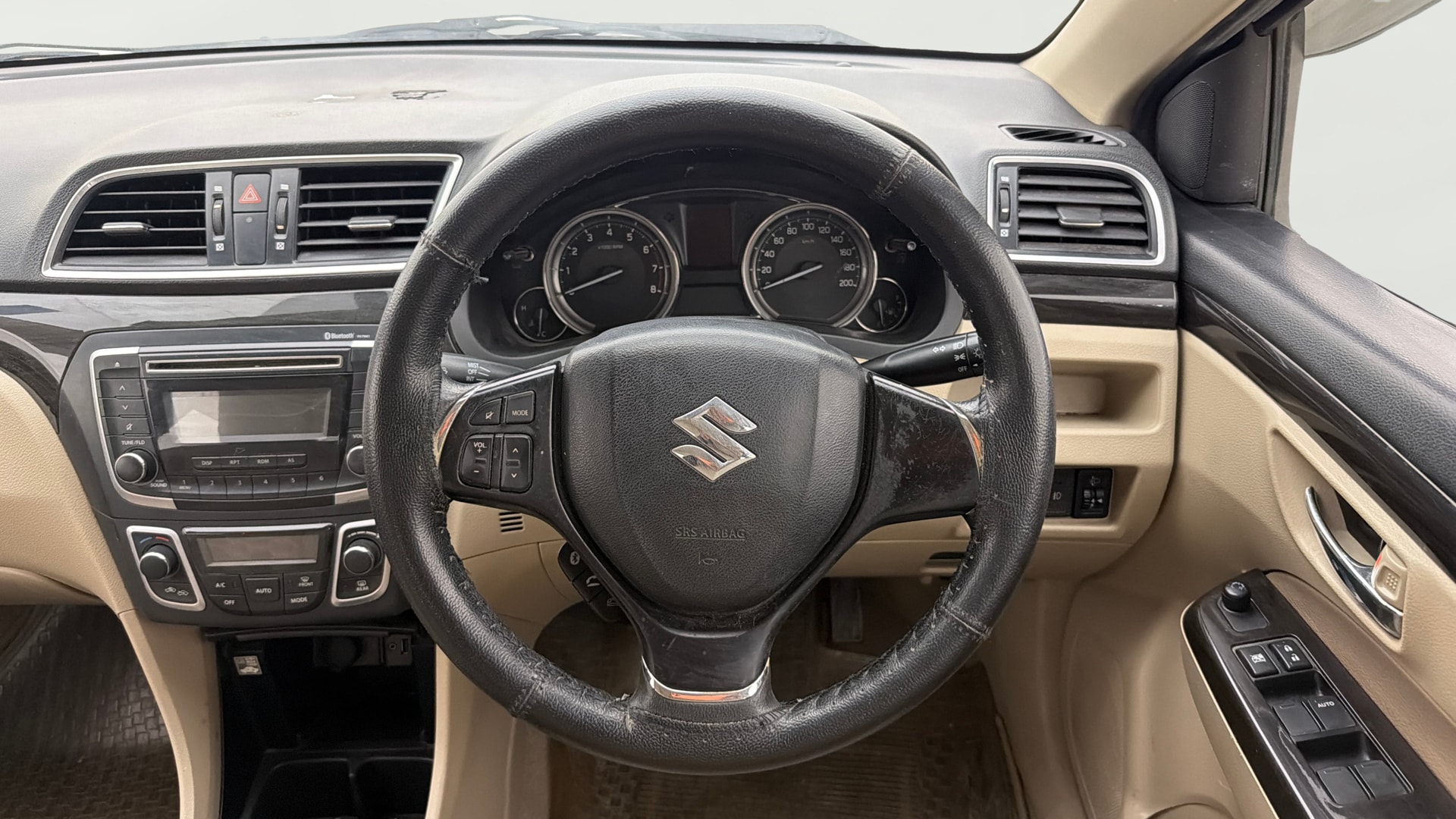 View 2015 Maruti Suzuki 1000 Base Variant Image 20 Used 2015 Maruti Suzuki 1000 Base Variant Image 20