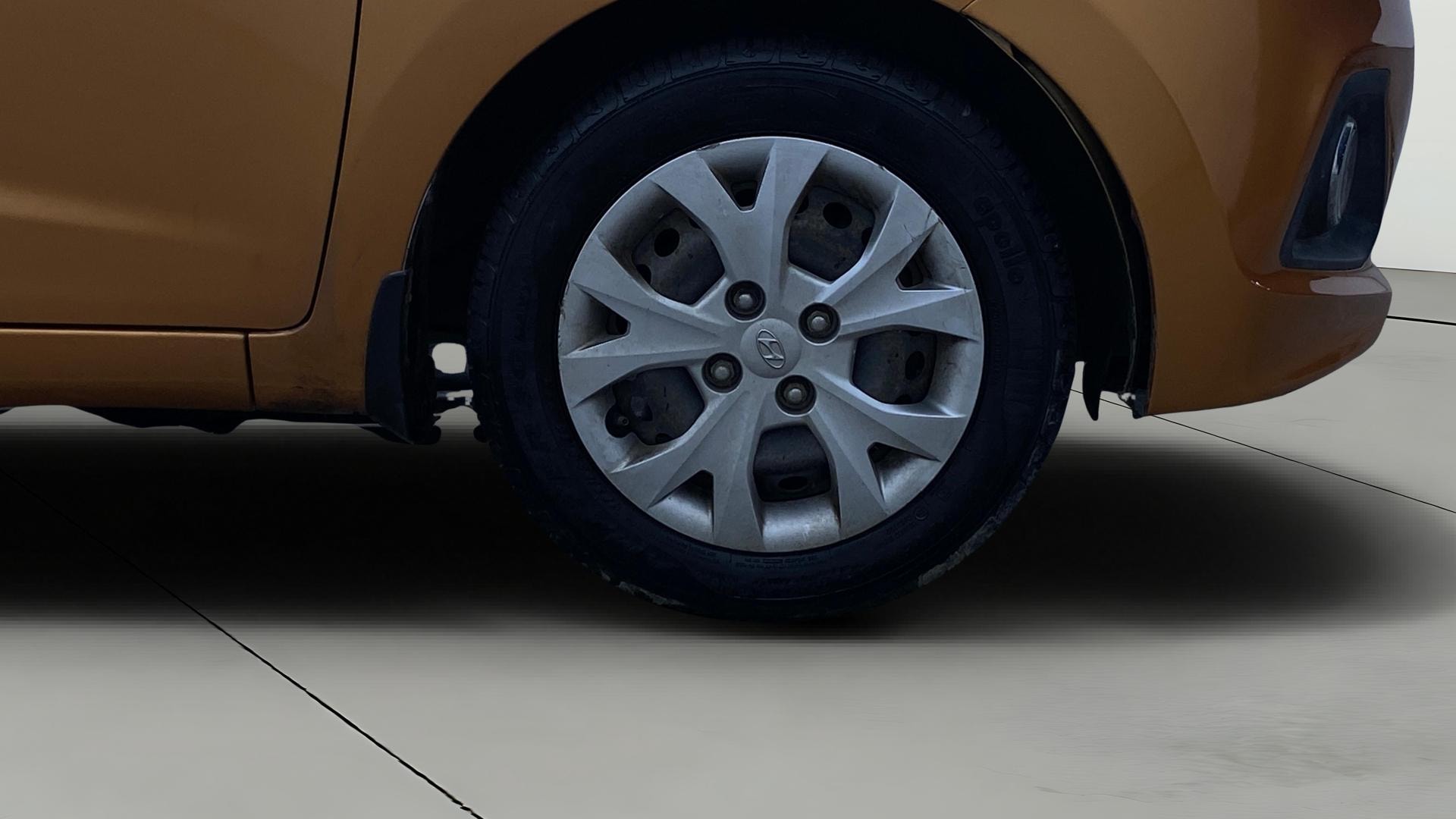View 2014 Hyundai Grand i10 1.1 Magna Diesel Image 39 Used 2014 Hyundai Grand i10 1.1 Magna Diesel Image 39