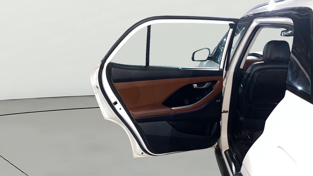 View Hyundai Alcazar Image 16 Used Hyundai Alcazar Image 16
