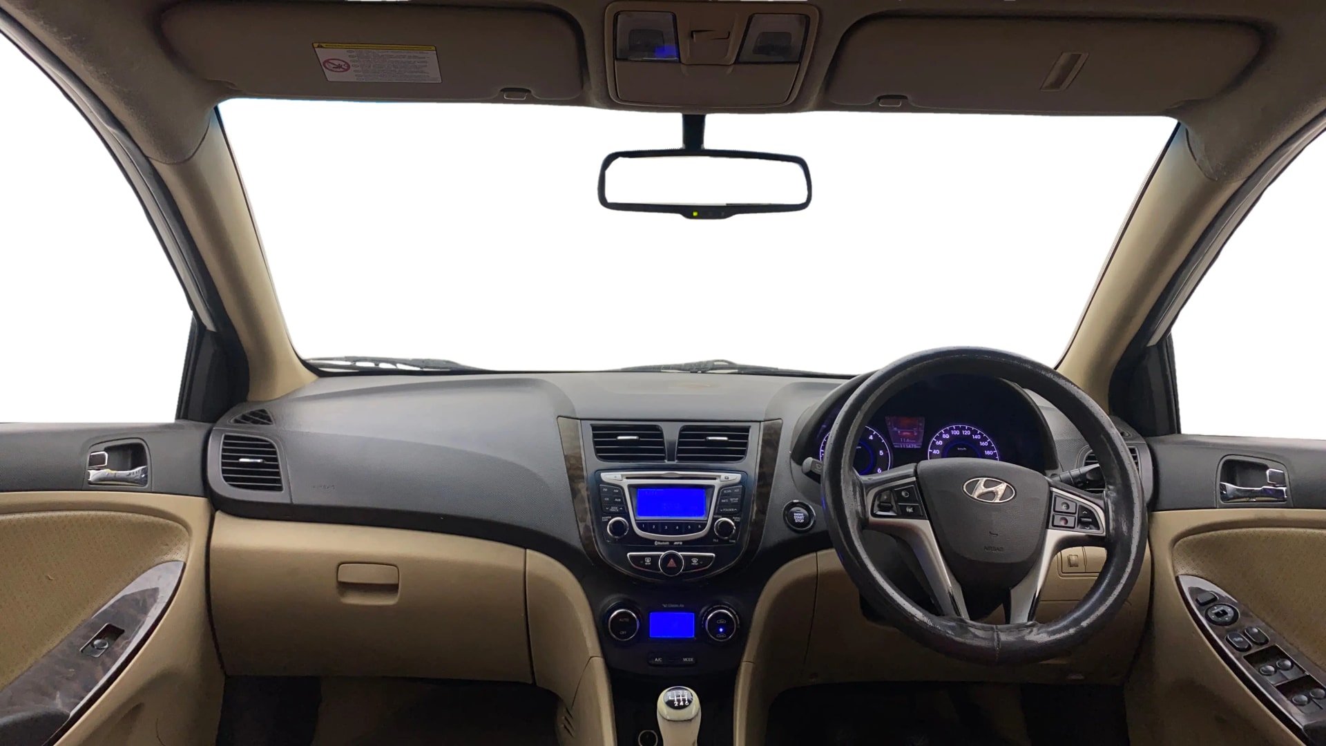 View 2012 Hyundai Fluidic Verna 1.6 CRDI SX Image 15 Used 2012 Hyundai Fluidic Verna 1.6 CRDI SX Image 15