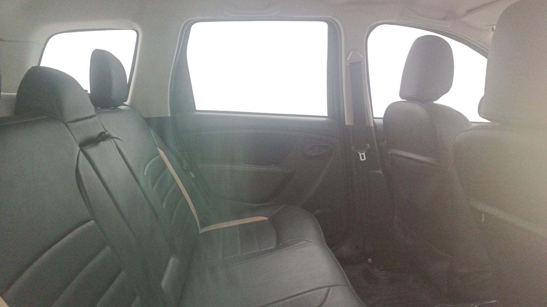 View 2020 Renault Duster 1.3L Turbo Petrol RXS Image 28 Used 2020 Renault Duster 1.3L Turbo Petrol RXS Image 28