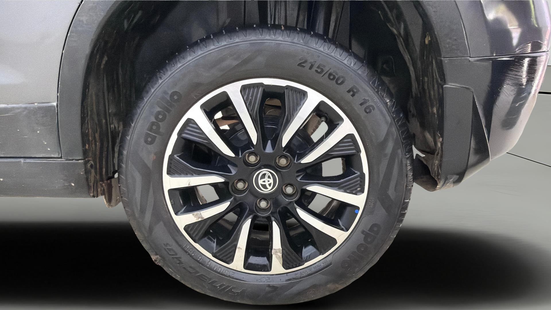 View 2021 Toyota Urban Cruiser Premium MT Image 8 Used 2021 Toyota Urban Cruiser Premium MT Image 8
