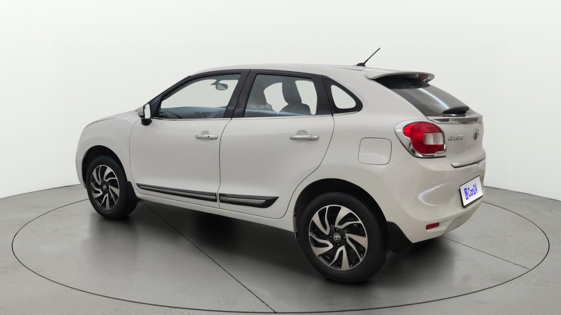View 2019 Toyota Glanza G CVT Image 2 Used 2019 Toyota Glanza G CVT Image 2
