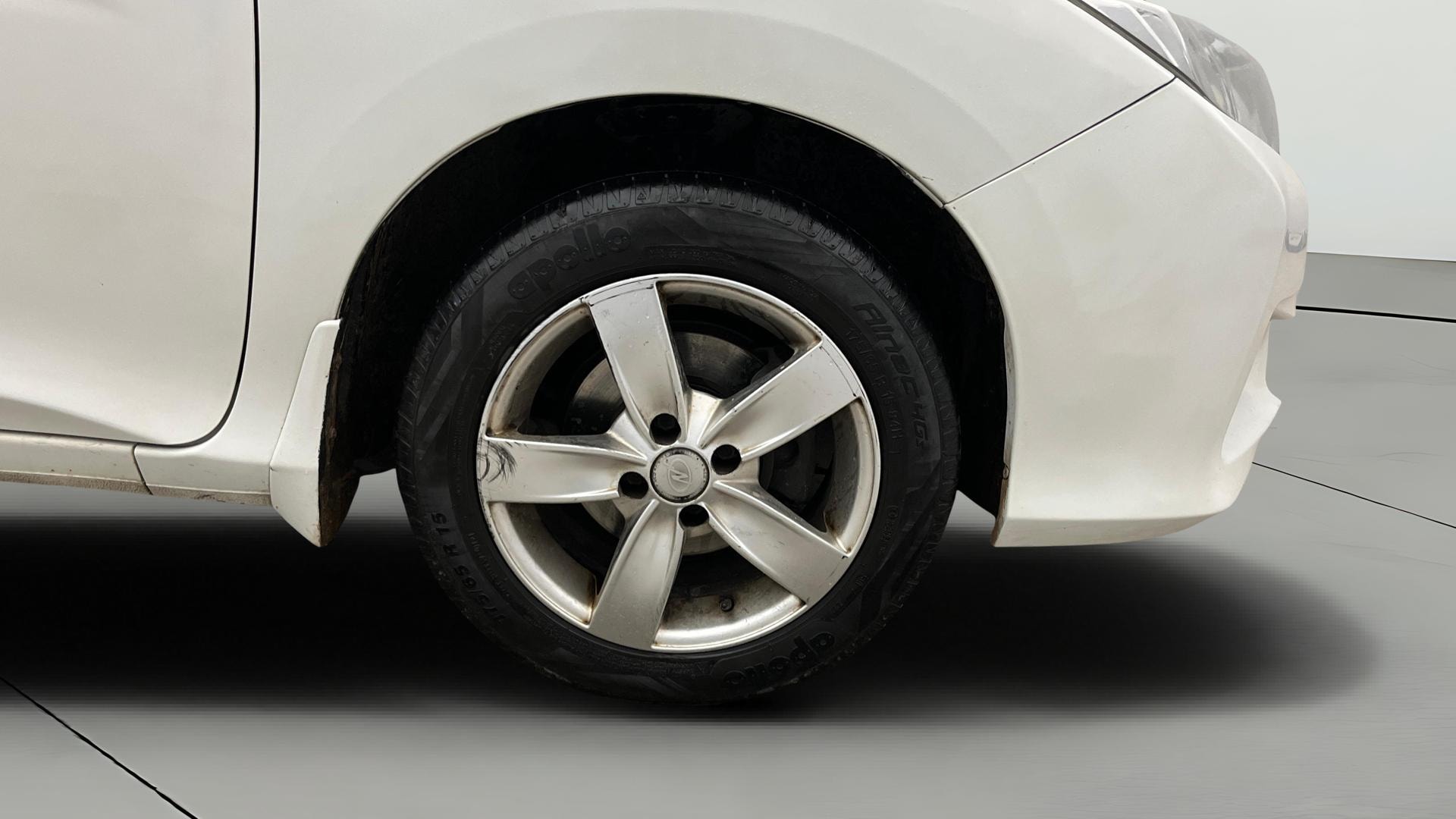 View 2015 Honda City ZX MT Diesel Anniversary Edition Image 41 Used 2015 Honda City ZX MT Diesel Anniversary Edition Image 41