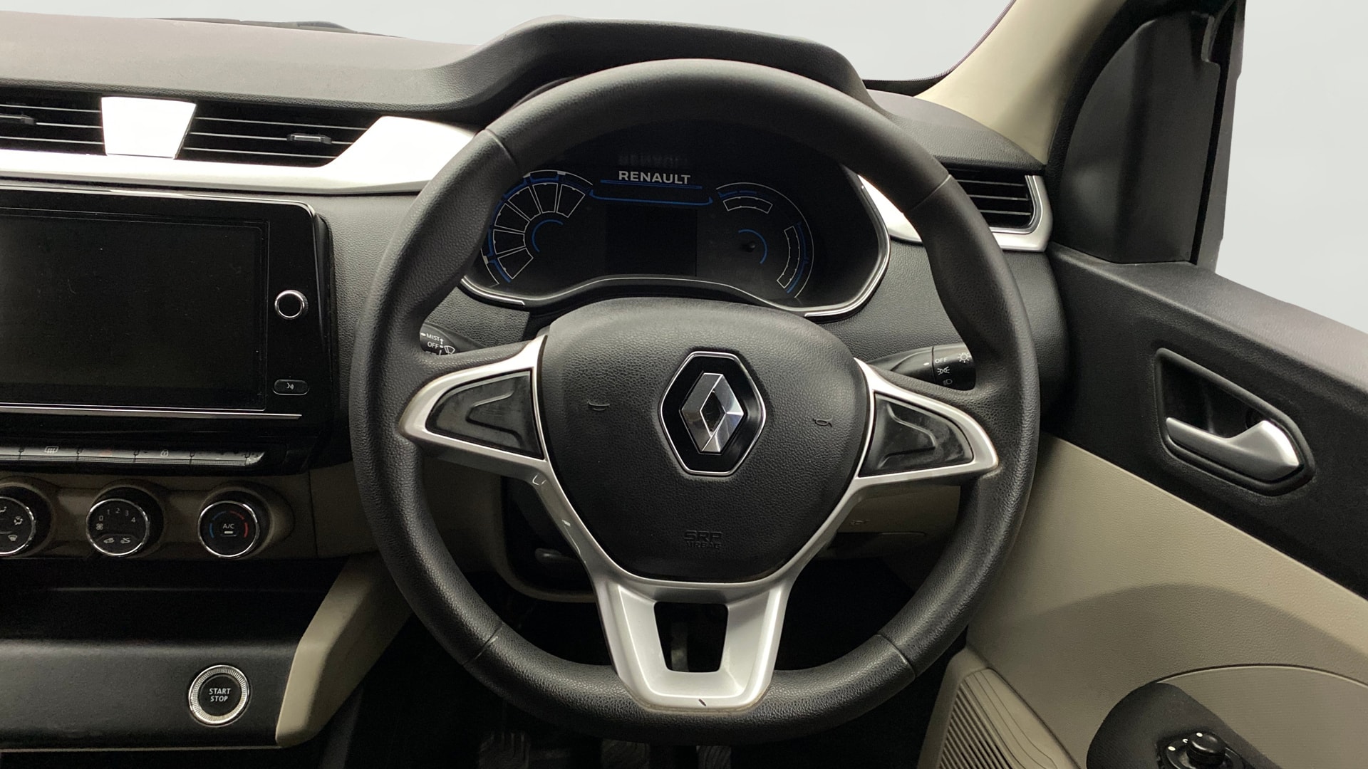 View 2019 Renault Triber RXZ Image 21 Used 2019 Renault Triber RXZ Image 21