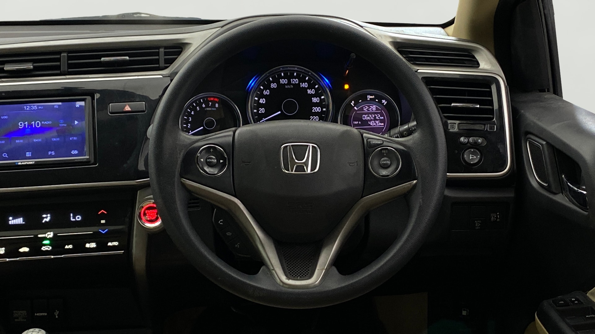 View 2019 Honda City ZX MT Diesel Anniversary Edition Image 21 Used 2019 Honda City ZX MT Diesel Anniversary Edition Image 21