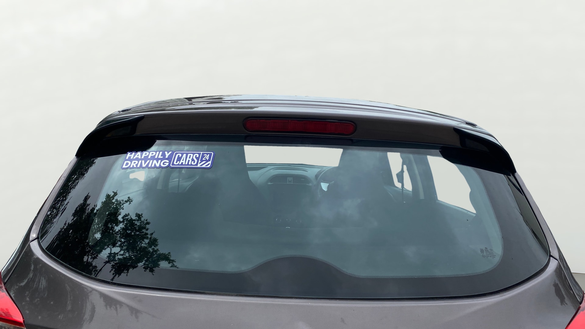 View 2017 Tata Tiago Revotorq XB Image 4 Used 2017 Tata Tiago Revotorq XB Image 4