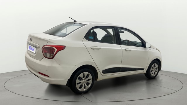 View Hyundai Xcent Image 41 Used Hyundai Xcent Image 41
