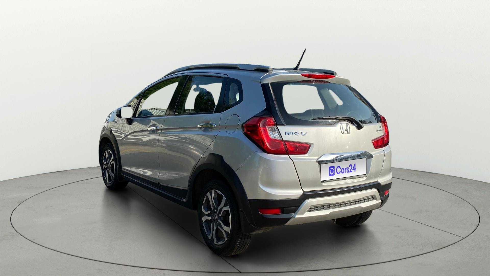 View 2019 Honda WR-V S MT Diesel Edge Edition Image 2 Used 2019 Honda WR-V S MT Diesel Edge Edition Image 2