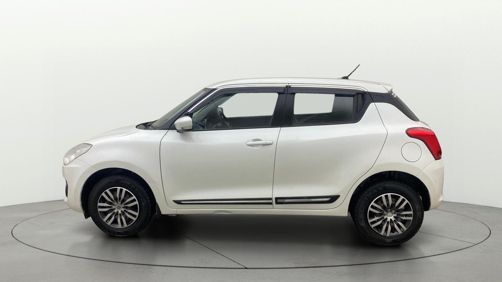 View 2024 Maruti Suzuki 1000 Base Variant Image 5 Used 2024 Maruti Suzuki 1000 Base Variant Image 5