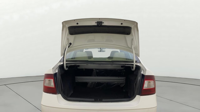 View Skoda Rapid Image 31 Used Skoda Rapid Image 31