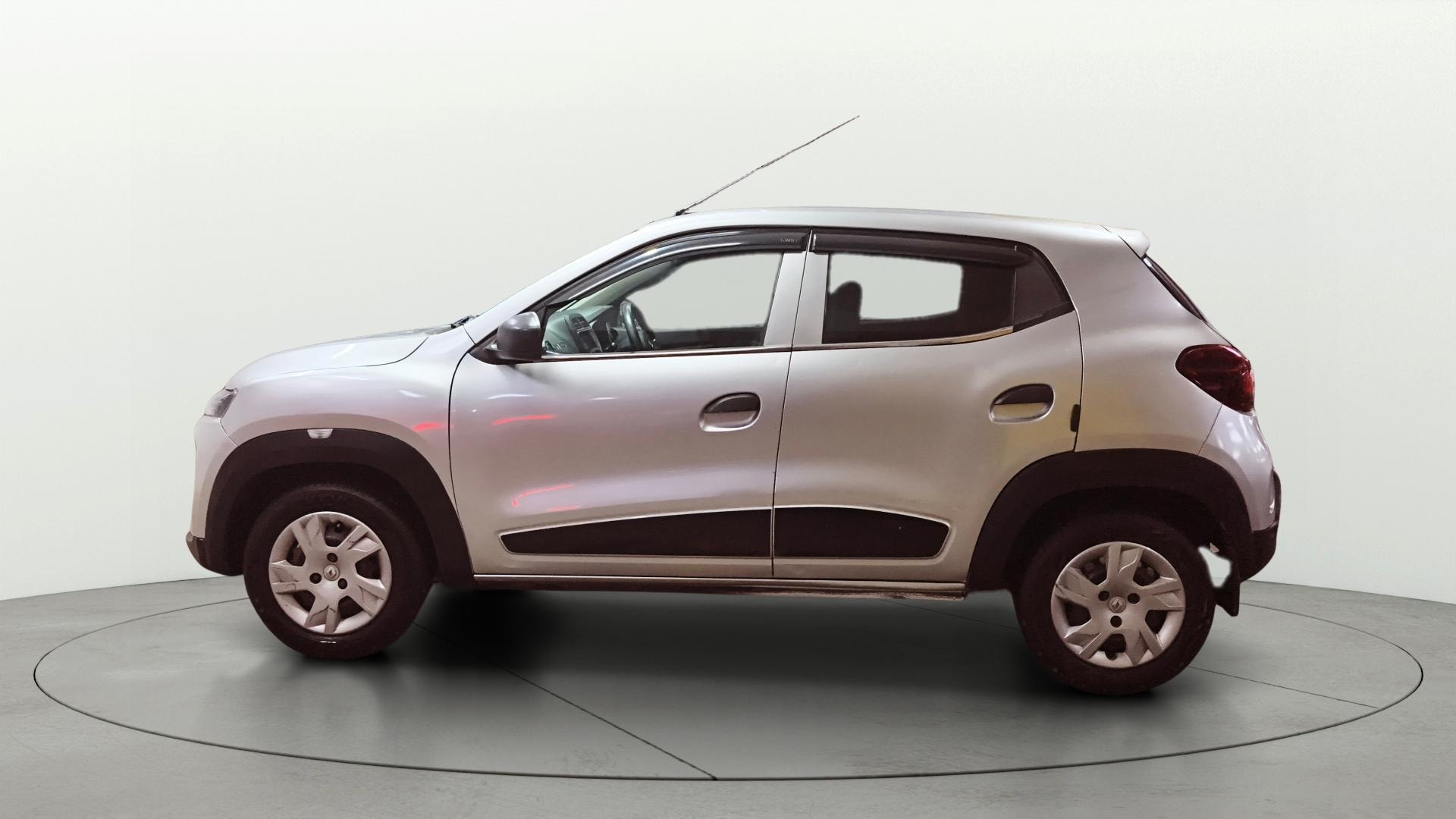 View 2021 Renault Kwid RXL Image 5 Used 2021 Renault Kwid RXL Image 5