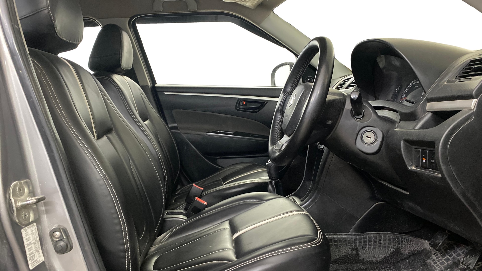 View 2017 Maruti Suzuki 1000 Base Variant Image 25 Used 2017 Maruti Suzuki 1000 Base Variant Image 25