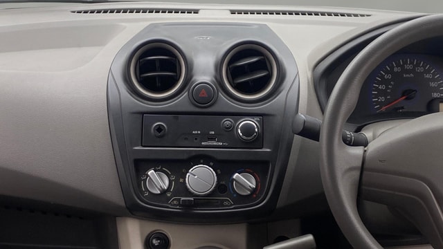 View Datsun Go Image 17 Used Datsun Go Image 17