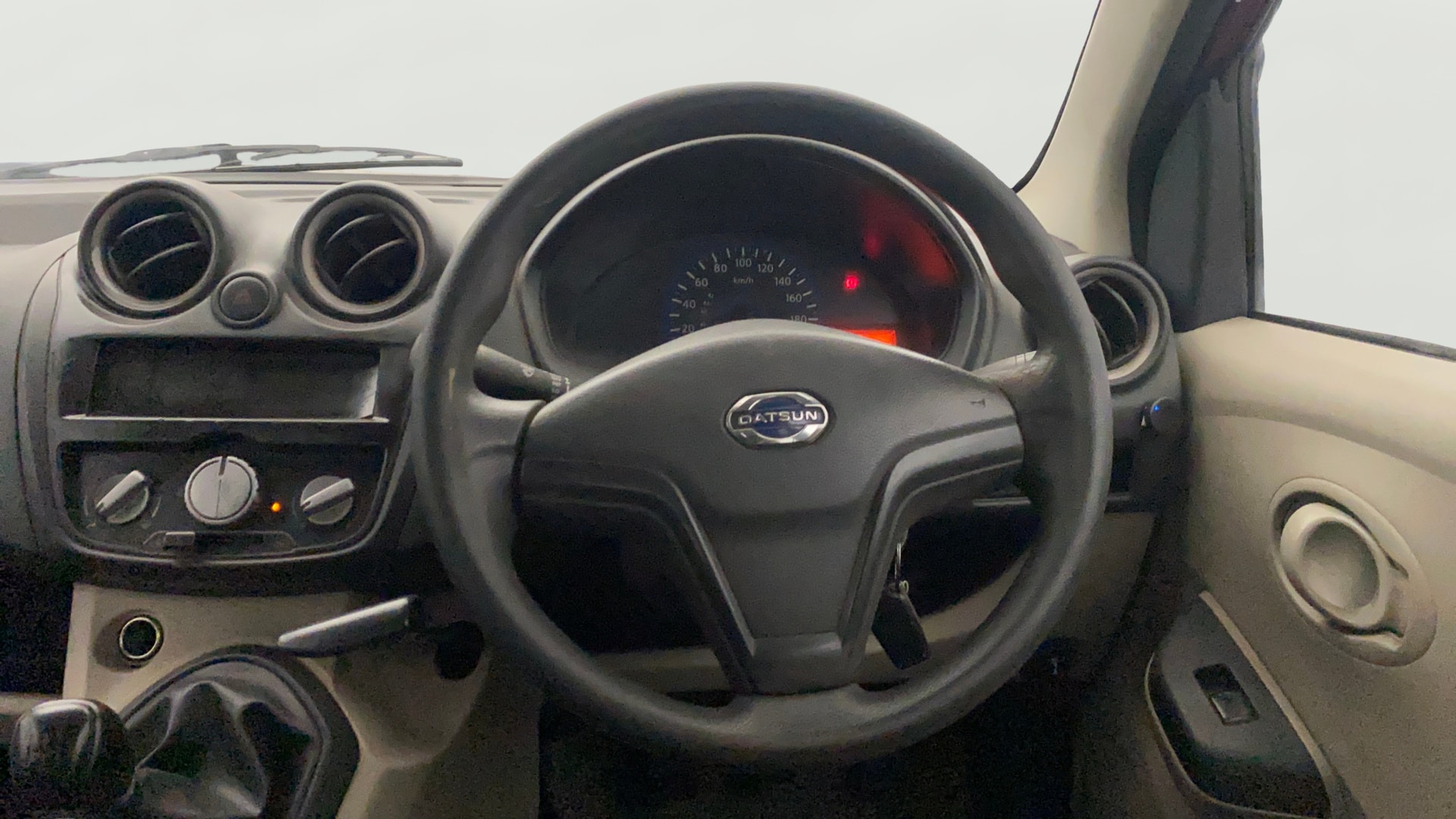 View 2017 Datsun Go T Image 20 Used 2017 Datsun Go T Image 20