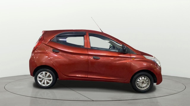 View Hyundai EON Image 25 Used Hyundai EON Image 25