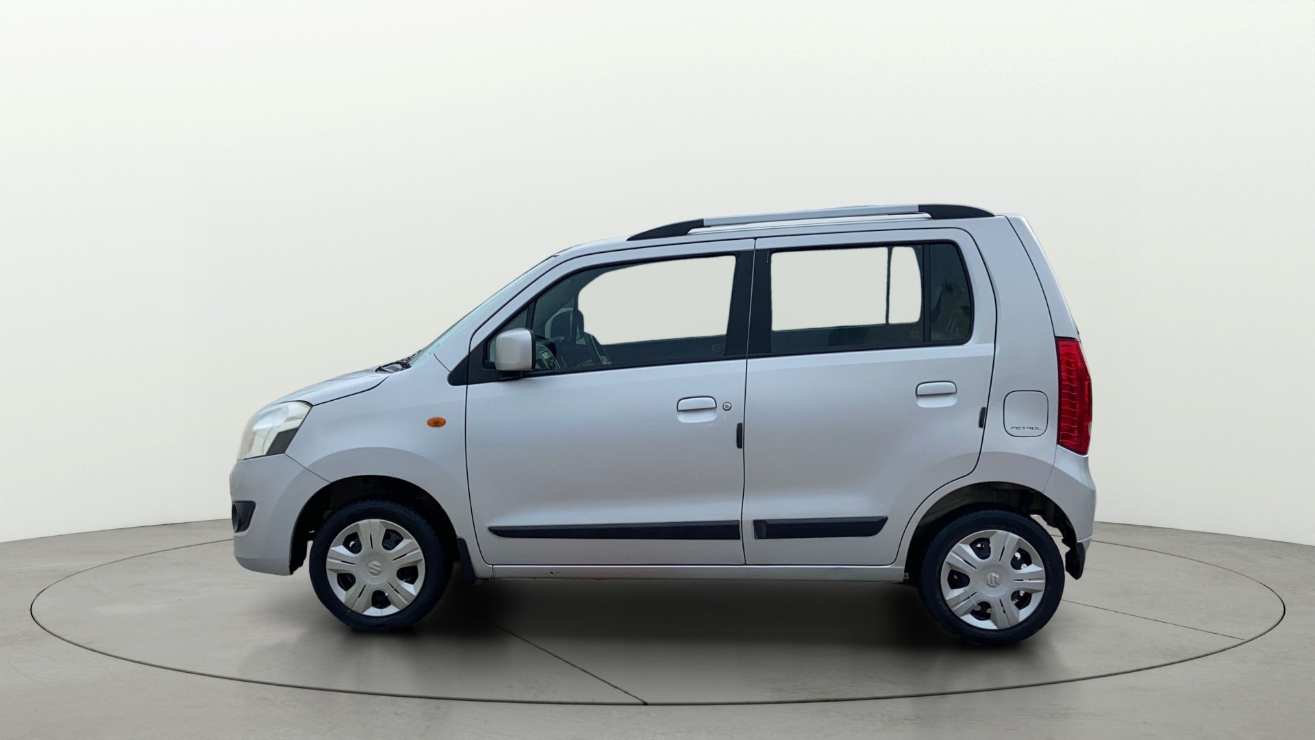 View 2015 Maruti Suzuki 1000 Base Variant Image 5 Used 2015 Maruti Suzuki 1000 Base Variant Image 5