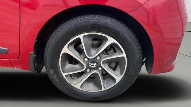 View Hyundai Grand i10 Image 40 Used Hyundai Grand i10 Image 40