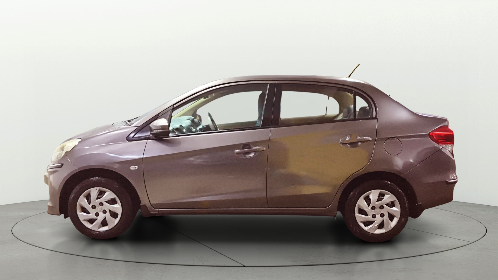 View 2015 Honda Amaze E MT Petrol BS IV Image 5 Used 2015 Honda Amaze E MT Petrol BS IV Image 5