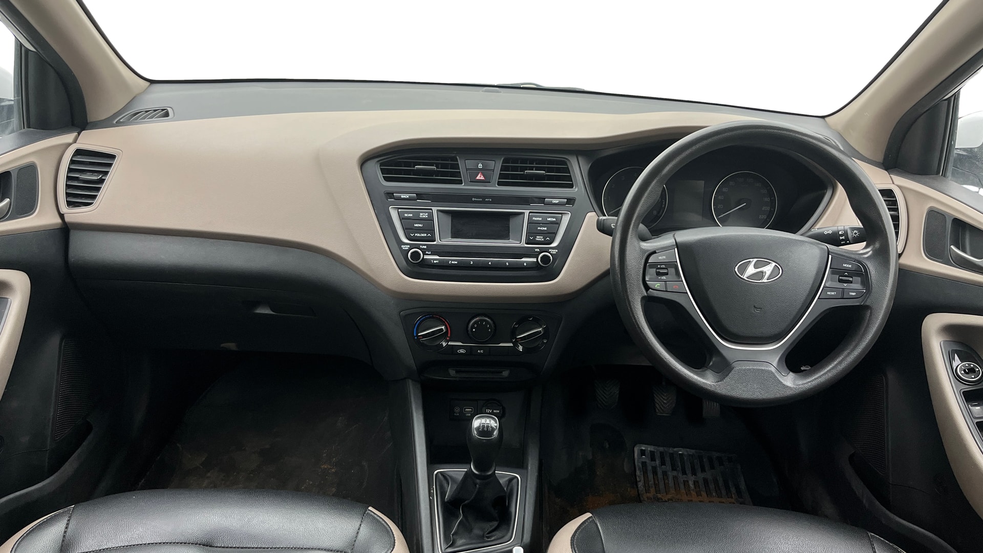 View 2015 Hyundai Elite i20 Magna 1.2 Image 15 Used 2015 Hyundai Elite i20 Magna 1.2 Image 15