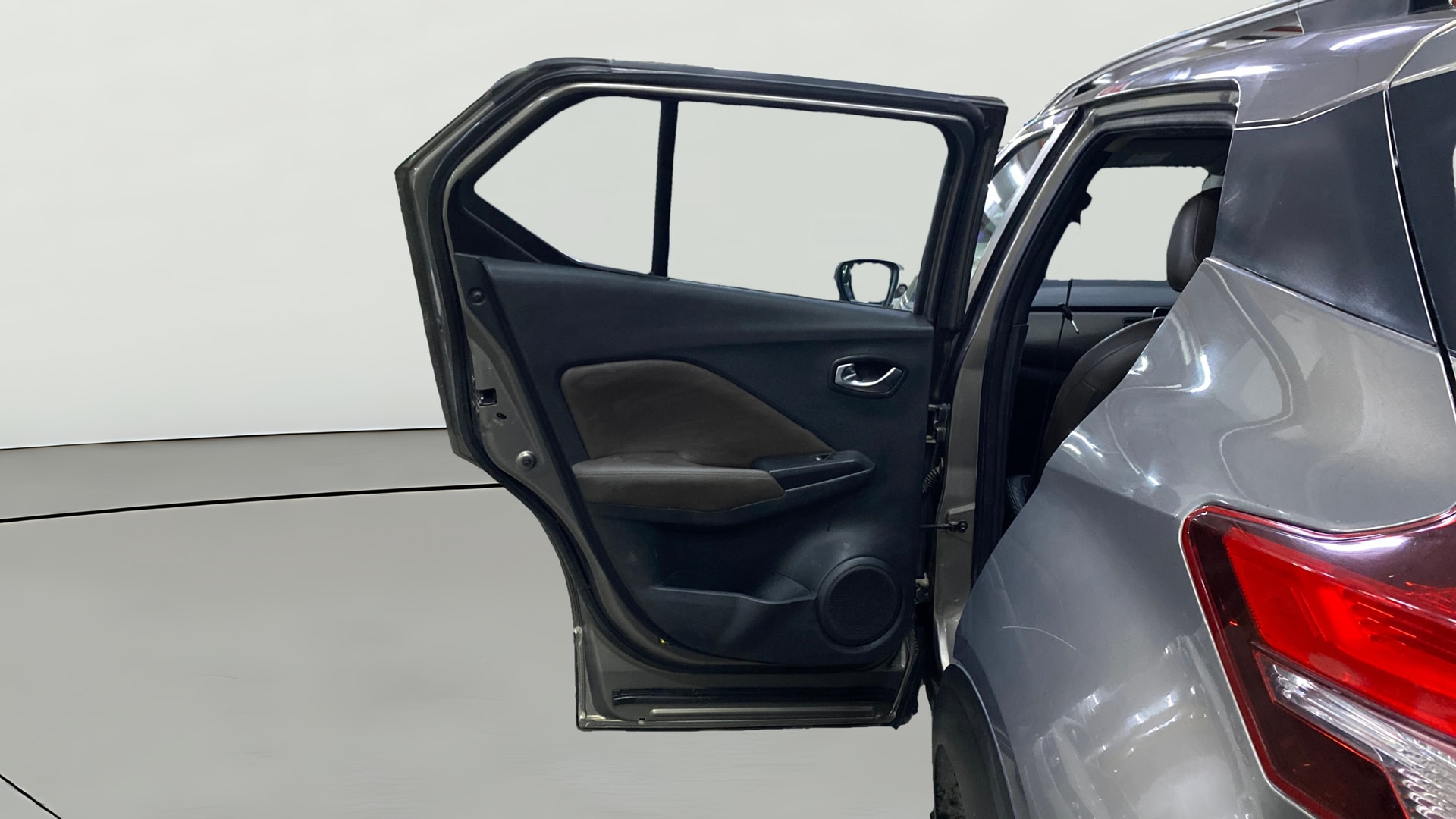 View 2019 Nissan Kicks XV Petrol BS IV Image 14 Used 2019 Nissan Kicks XV Petrol BS IV Image 14