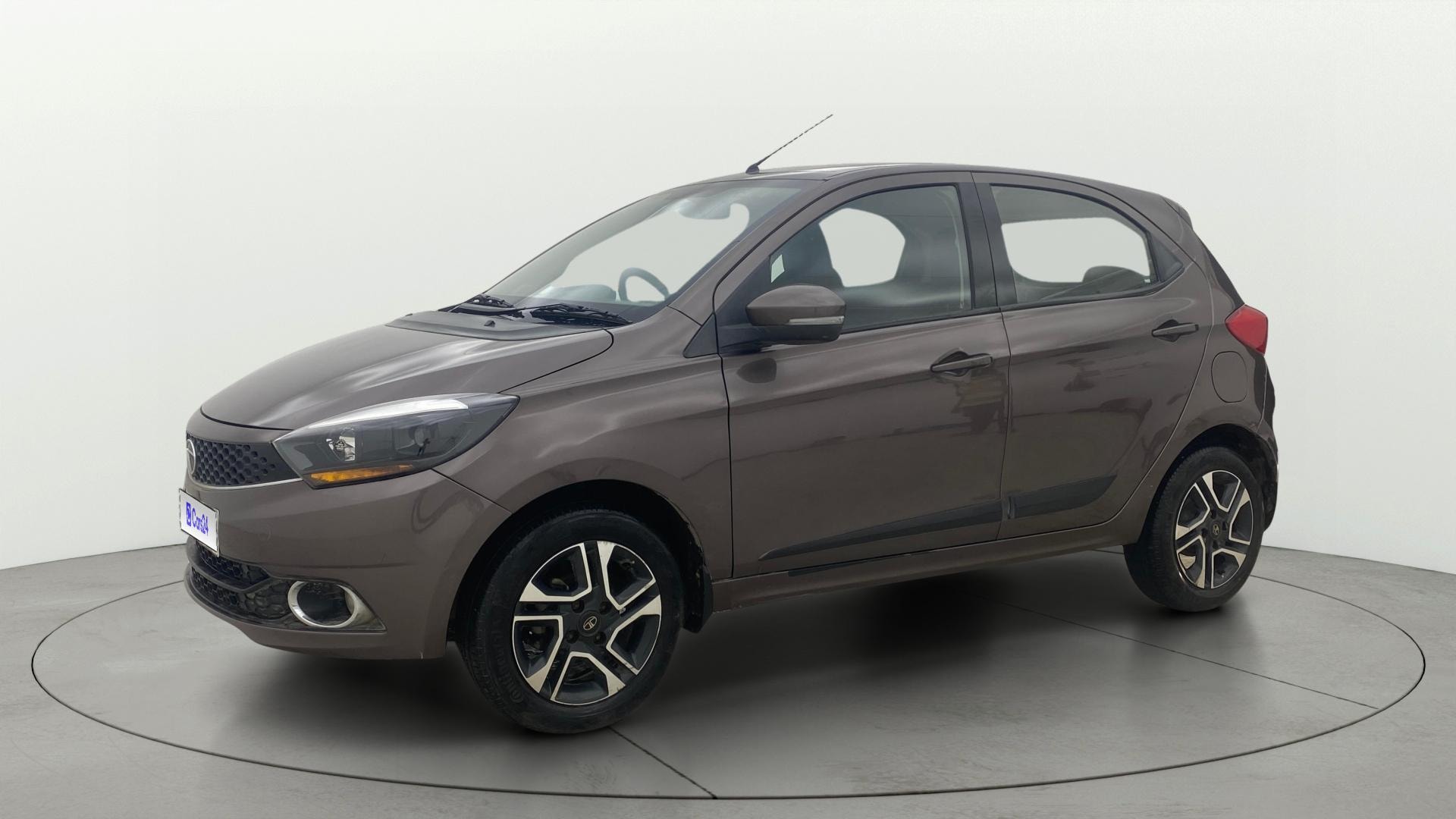 View 2020 Tata Tiago Revotorq XB Image 34 Used 2020 Tata Tiago Revotorq XB Image 34