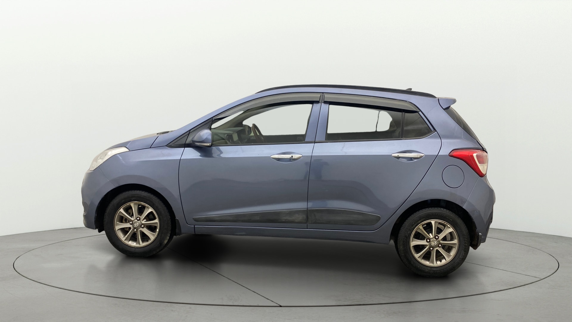 View 2015 Hyundai Grand i10 1.2 Asta Petrol Image 5 Used 2015 Hyundai Grand i10 1.2 Asta Petrol Image 5