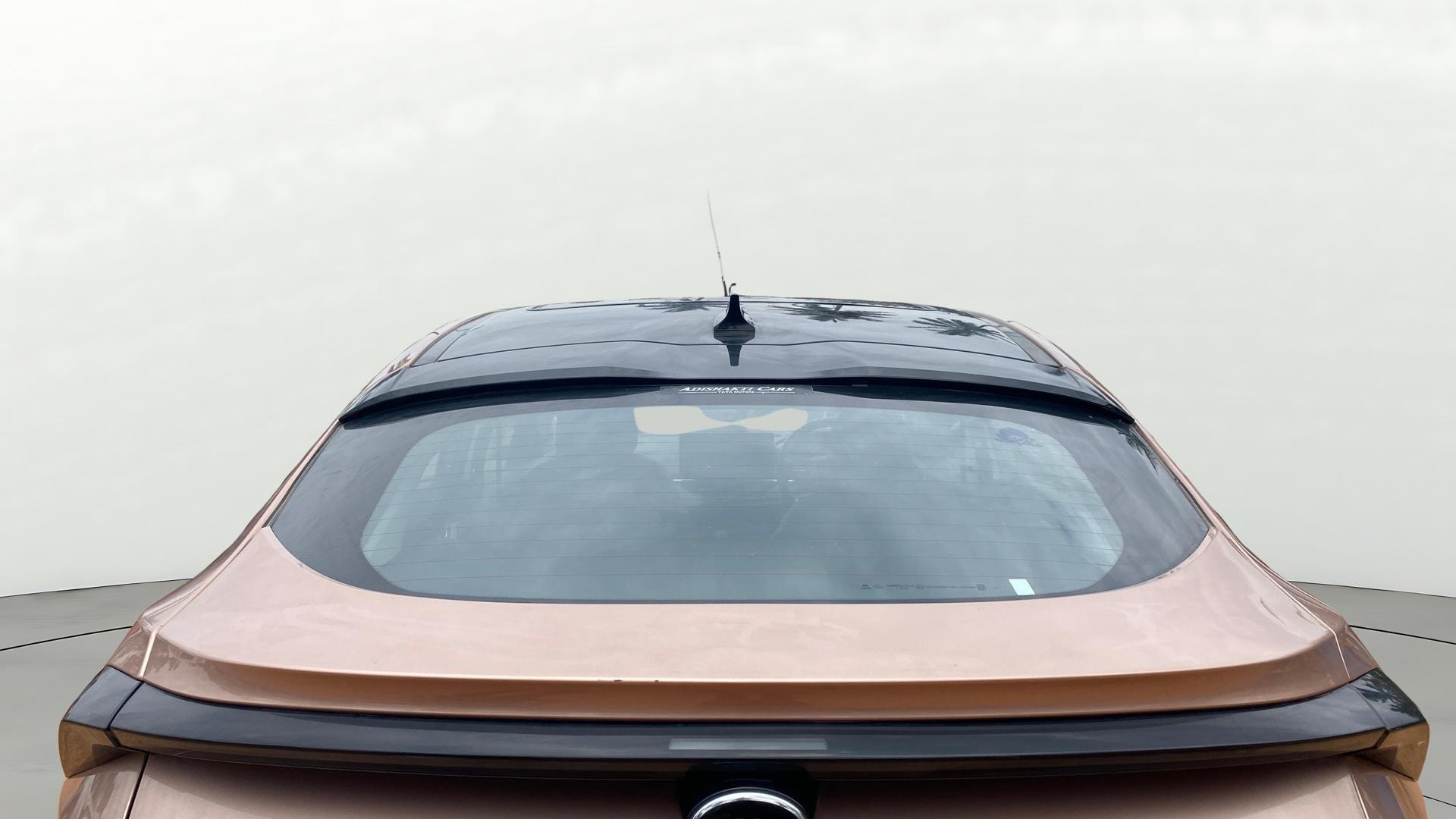 View 2025 Tata Curvv Accomplished Plus A GDi Petrol DCA Dark Edition Image 4 Used 2025 Tata Curvv Accomplished Plus A GDi Petrol DCA Dark Edition Image 4