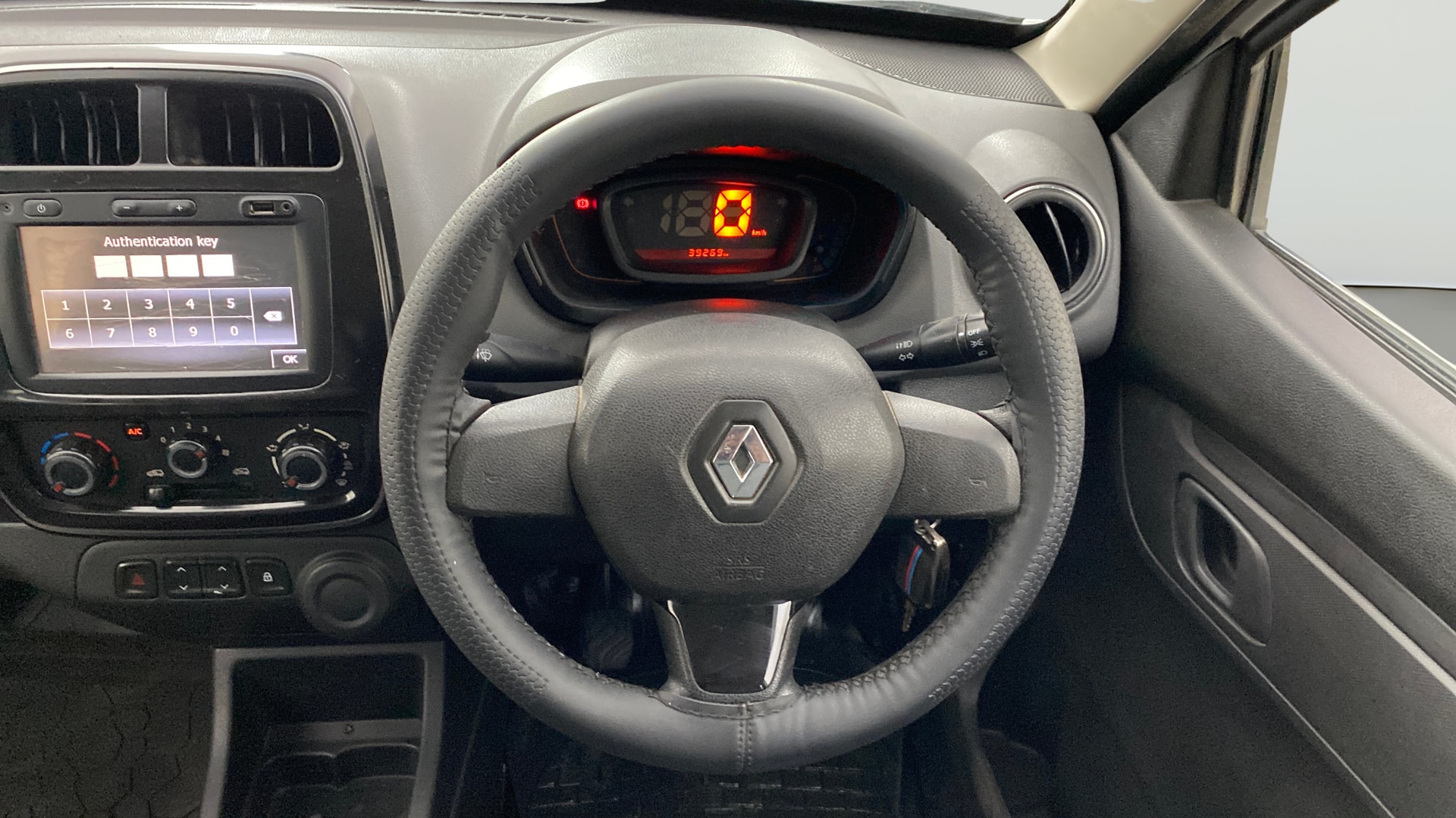 View 2020 Renault Kwid RXL 1.0 BS IV Image 20 Used 2020 Renault Kwid RXL 1.0 BS IV Image 20