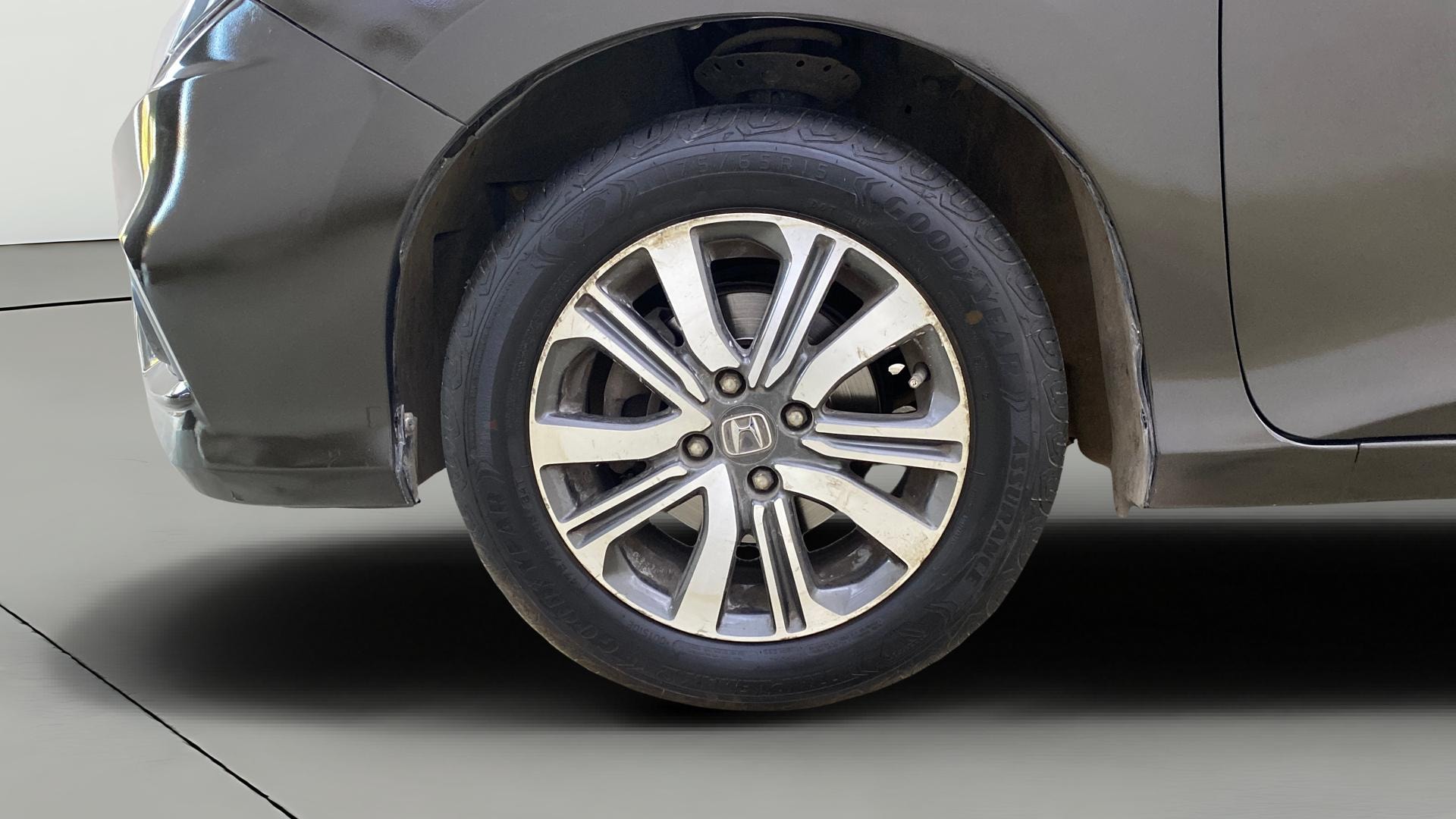 View 2020 Honda City ZX MT Diesel Anniversary Edition Image 29 Used 2020 Honda City ZX MT Diesel Anniversary Edition Image 29