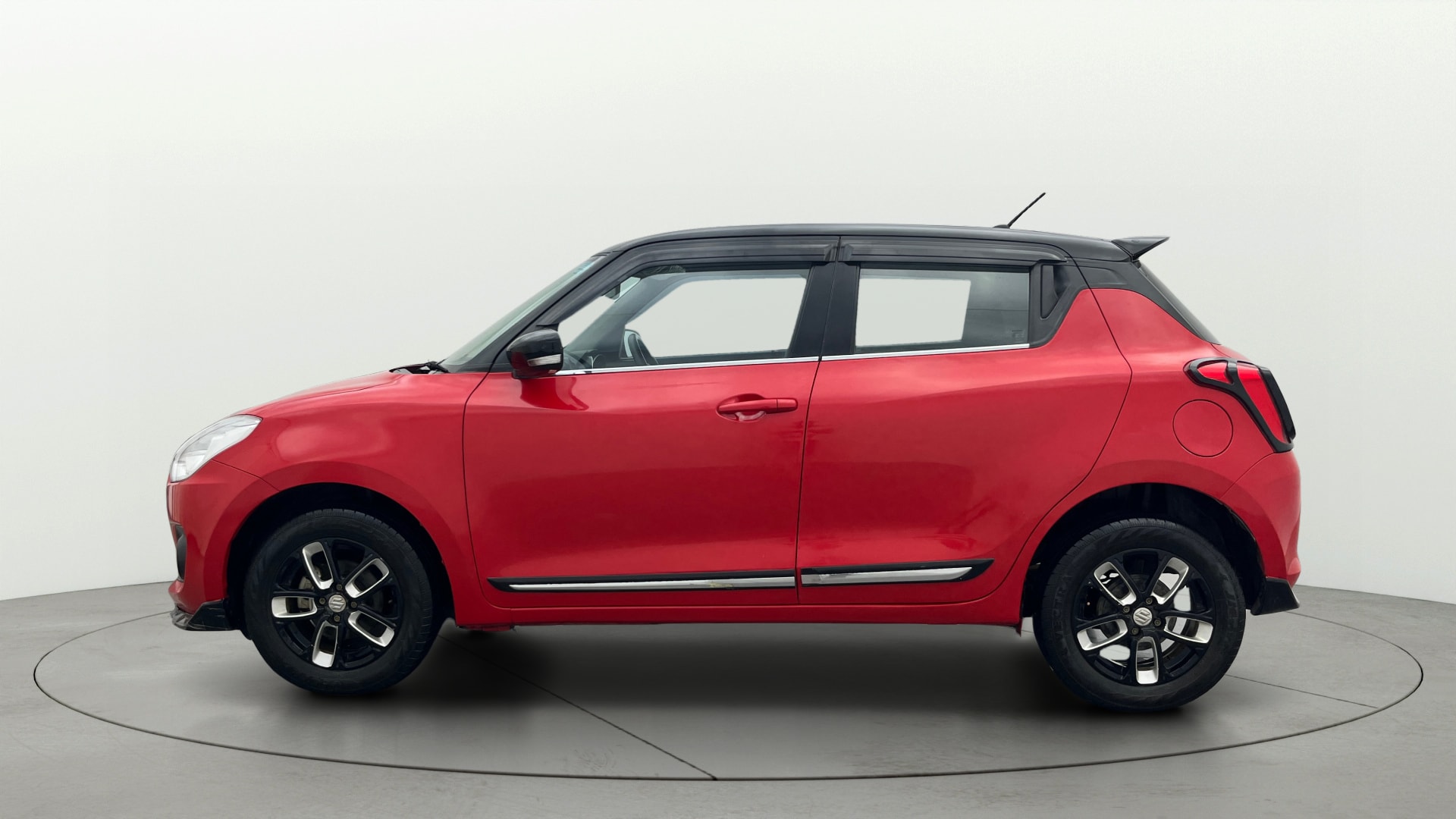 View 2022 Maruti Suzuki 1000 Base Variant Image 5 Used 2022 Maruti Suzuki 1000 Base Variant Image 5