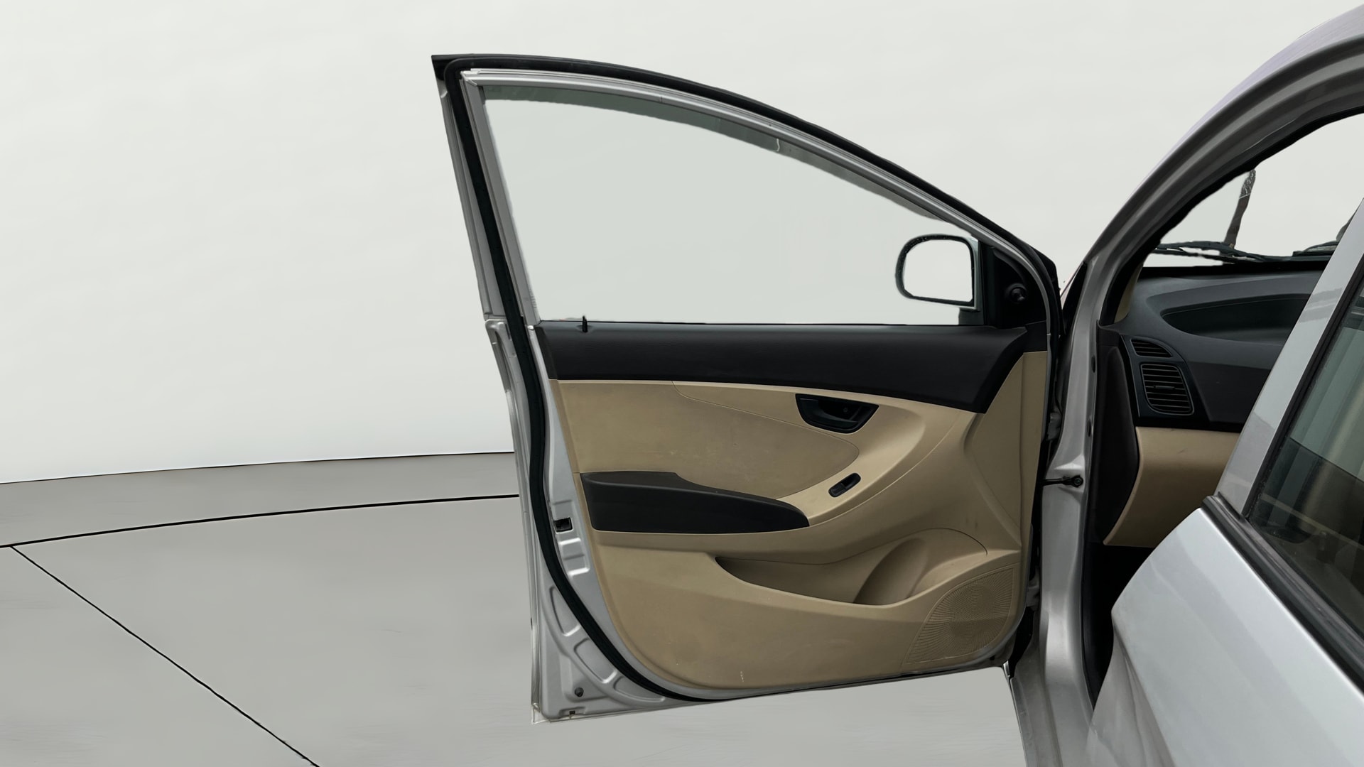 View 2016 Hyundai EON Magna Plus Image 30 Used 2016 Hyundai EON Magna Plus Image 30