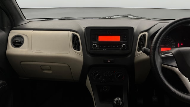 View Maruti Suzuki 1000 Image 30 Used Maruti Suzuki 1000 Image 30