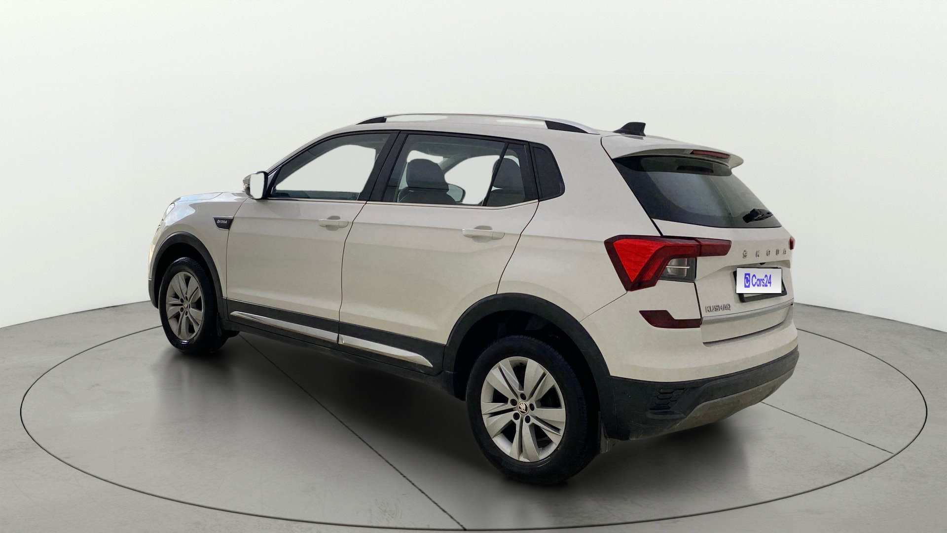 View 2022 Skoda Kushaq Ambition 1.0 TSI MT Image 2 Used 2022 Skoda Kushaq Ambition 1.0 TSI MT Image 2