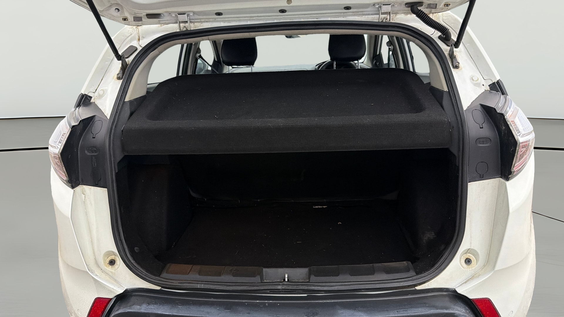 Used 2018 Tata Nexon Used 2018 Tata Nexon