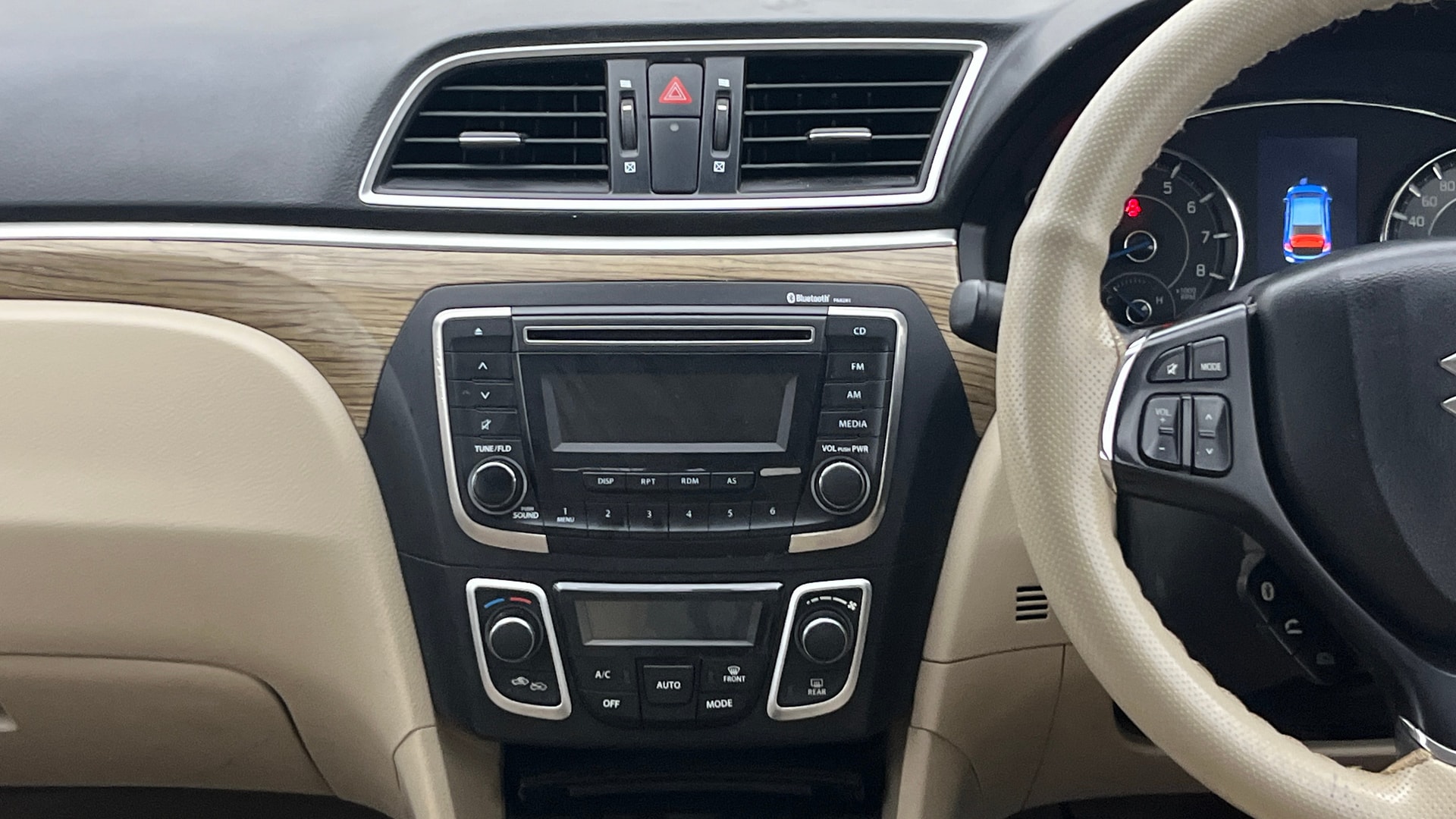View 2019 Maruti Suzuki 1000 Base Variant Image 18 Used 2019 Maruti Suzuki 1000 Base Variant Image 18