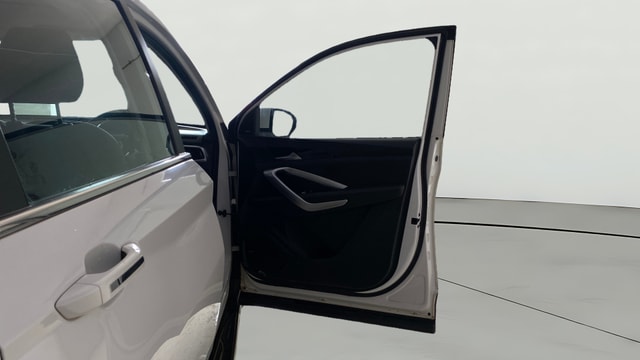 View MG Hector Image 48 Used MG Hector Image 48