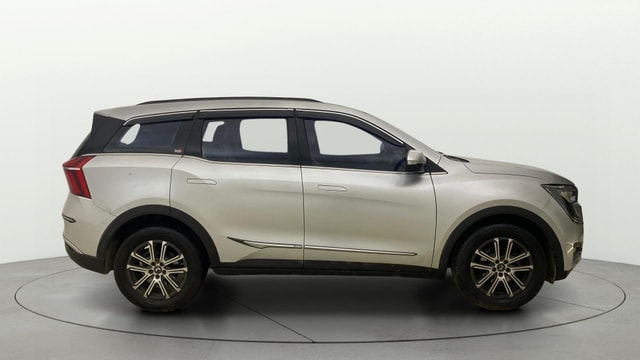 View Mahindra XUV700 Image 29 Used Mahindra XUV700 Image 29