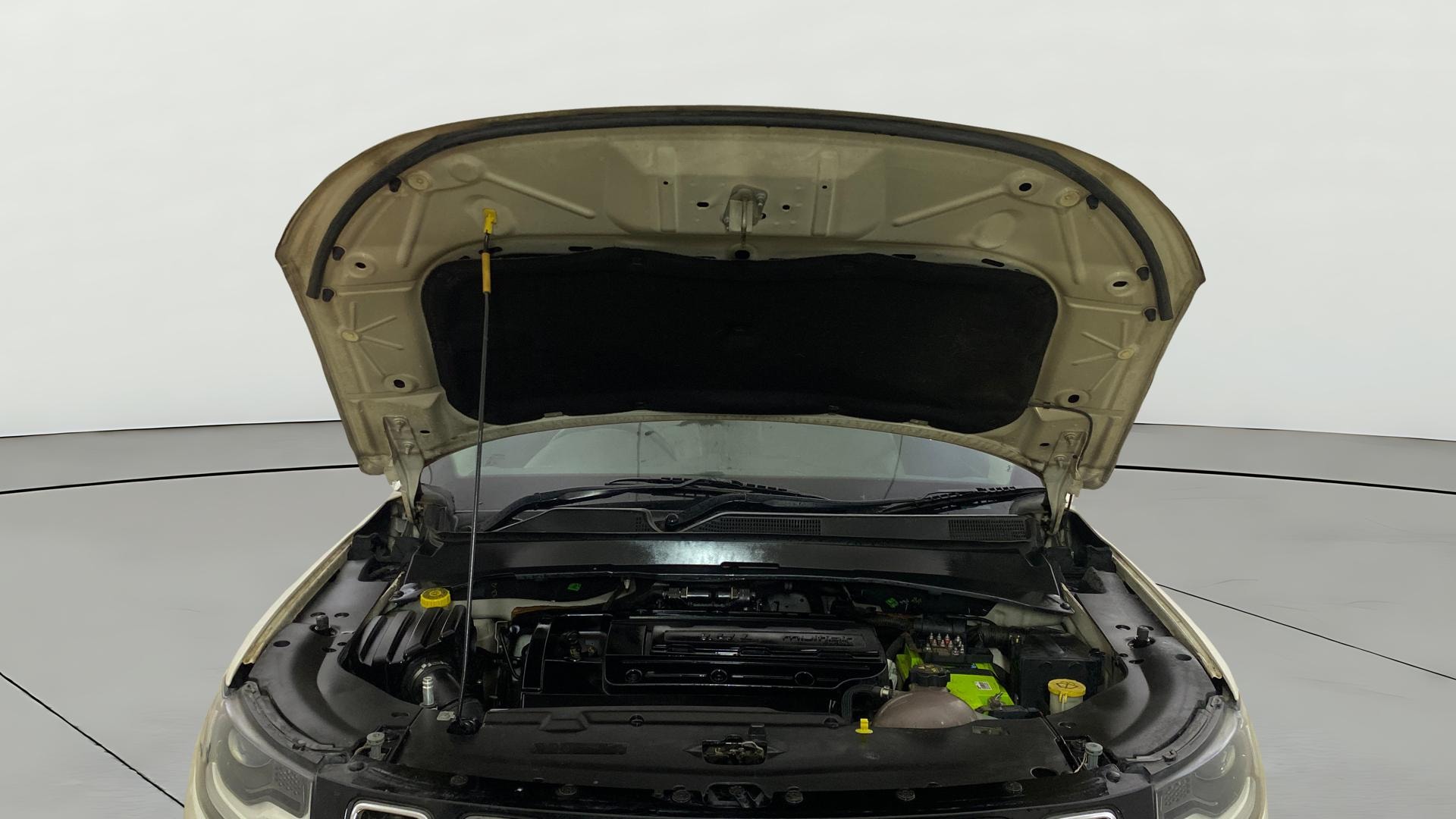 View 2019 Jeep Compass Limited 1.4 Multi AIR Petrol DDCT AT BS IV Image 32 Used 2019 Jeep Compass Limited 1.4 Multi AIR Petrol DDCT AT BS IV Image 32