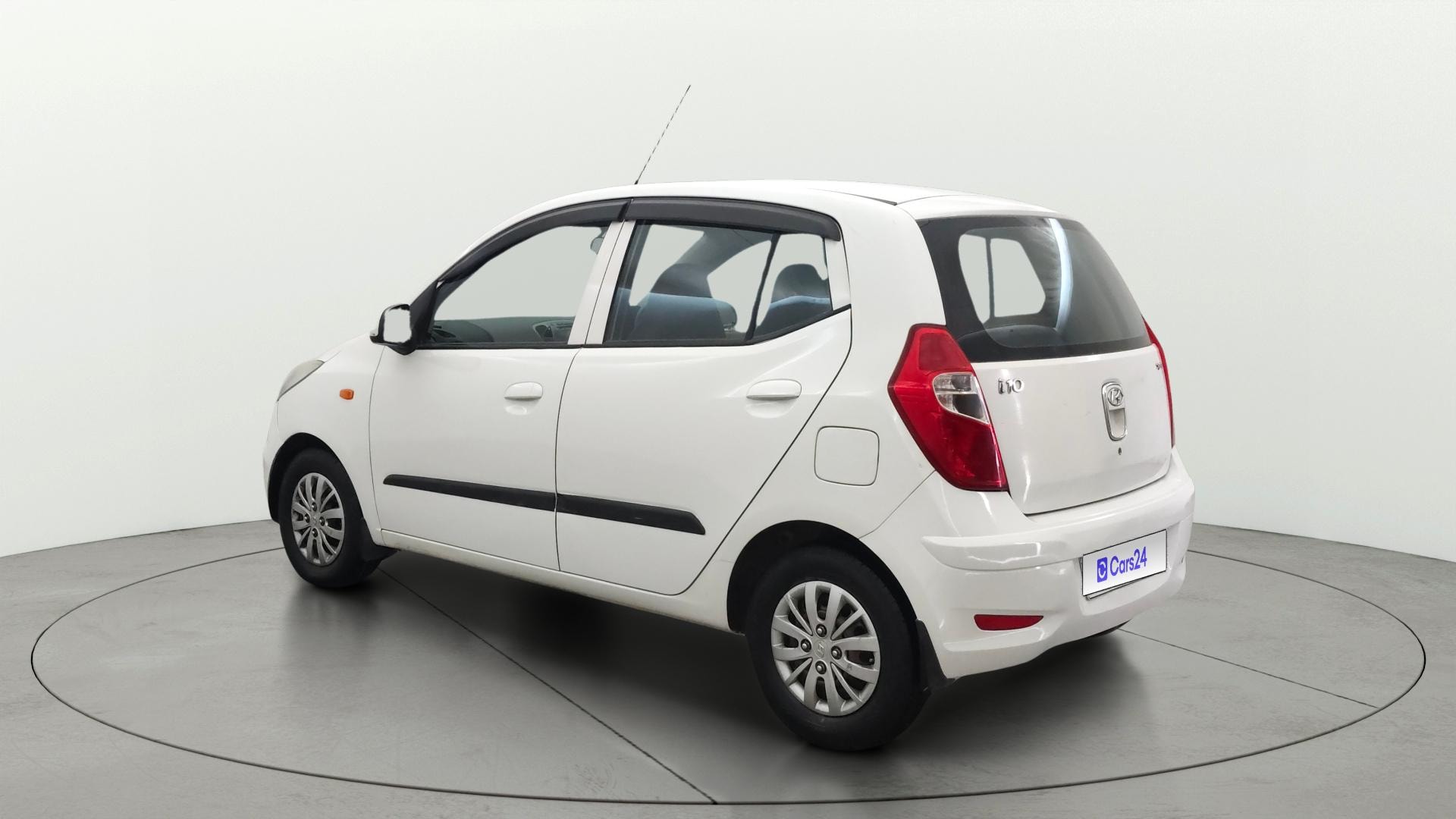 View 2014 Hyundai i10 1.2 Asta MT Image 2 Used 2014 Hyundai i10 1.2 Asta MT Image 2