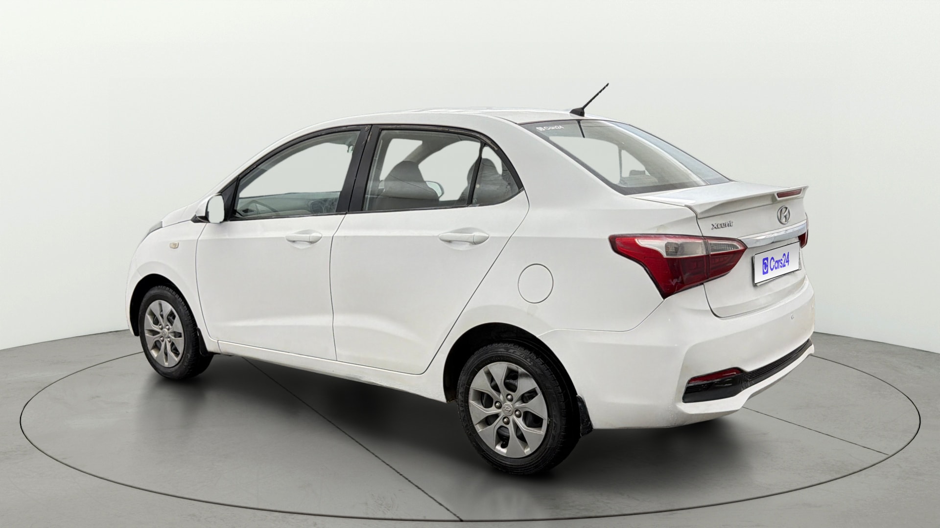 View 2019 Hyundai Xcent S Petrol Image 2 Used 2019 Hyundai Xcent S Petrol Image 2