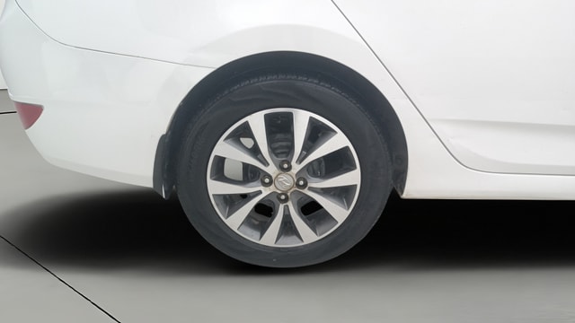 View Hyundai Verna Image 33 Used Hyundai Verna Image 33