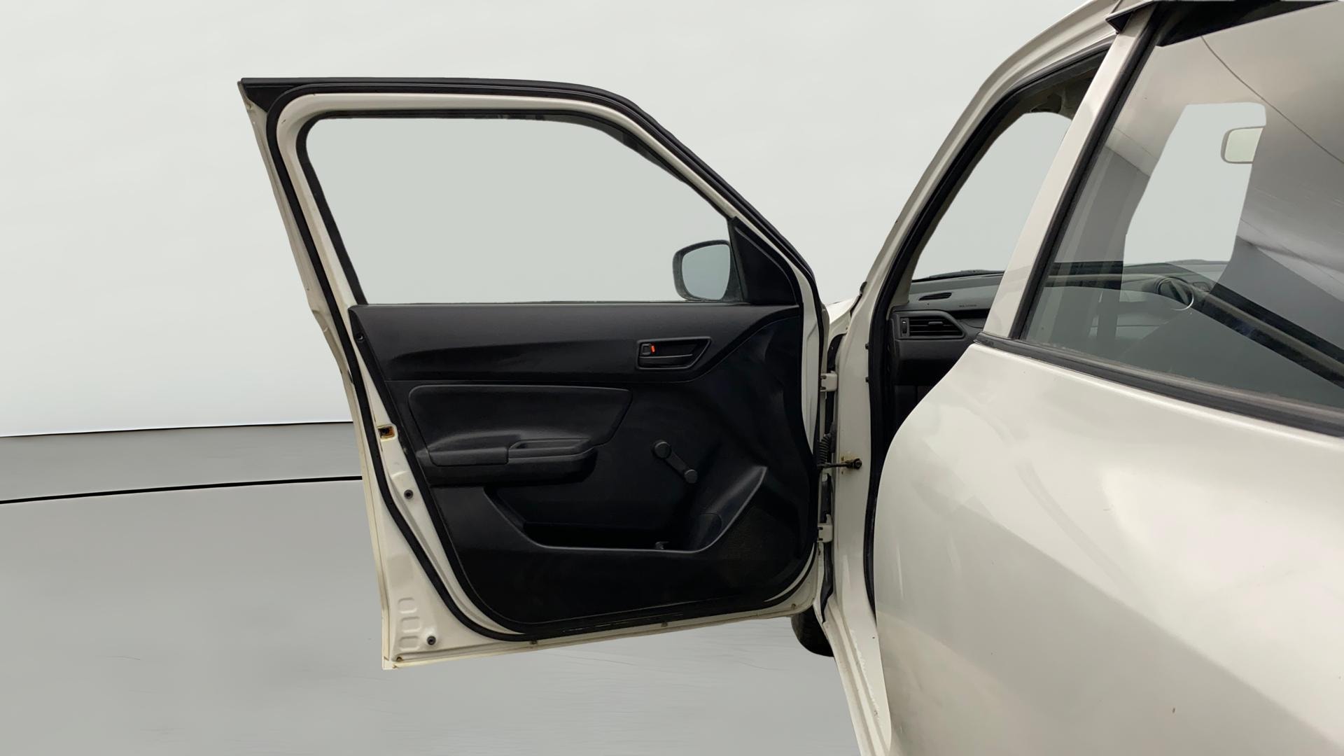 View 2019 Maruti Suzuki 1000 Base Variant Image 30 Used 2019 Maruti Suzuki 1000 Base Variant Image 30