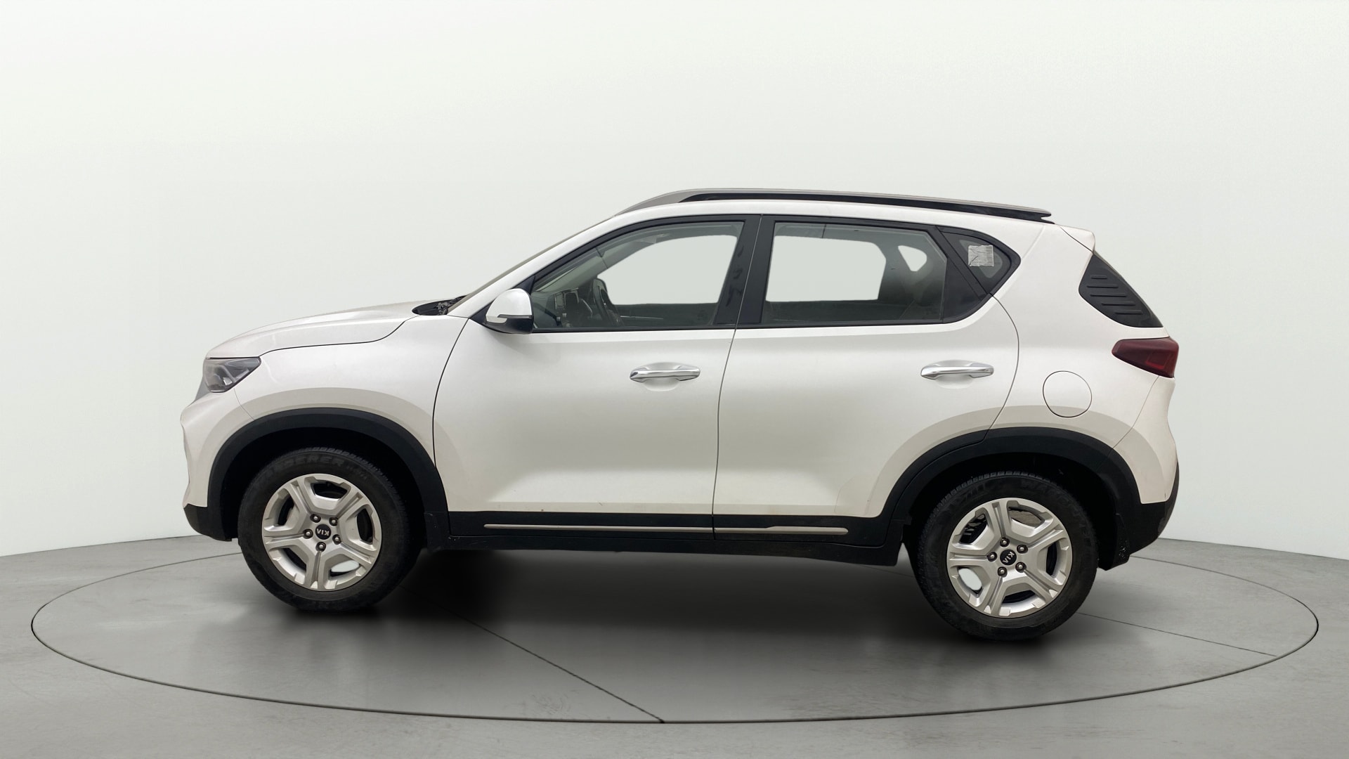 View 2021 Kia Sonet HTX iMT Petrol Image 6 Used 2021 Kia Sonet HTX iMT Petrol Image 6